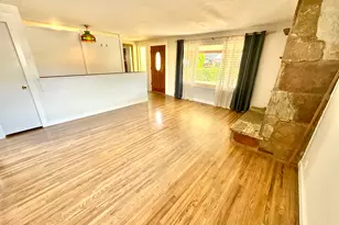 1358 E Maplewood Cir, Murray, UT 84121 - Photo 4