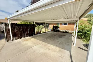 1358 E Maplewood Cir, Murray, UT 84121 - Photo 24