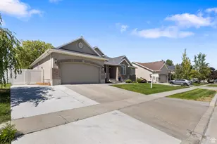 5489 N Hampton Way E, Stansbury Park, UT 84074 - Photo 2