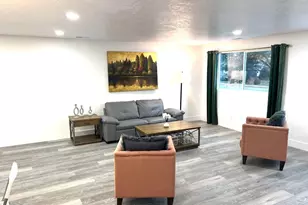 1448 E Estrellita Dr, Sandy, UT 84093 - Photo 6