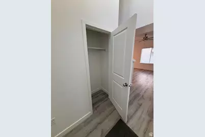 4243 W Park Lake Ct S, Riverton, UT 84096 - Photo 36