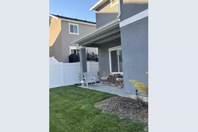 4243 W Park Lake Ct S, Riverton, UT 84096 - Photo 8