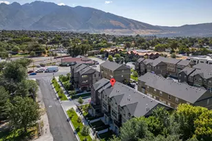 677 E Moray Hill Ct, Draper, UT 84020 - Photo 12