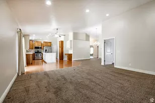 947 E Grn Rd, Fruit Heights, UT 84037 - Photo 18