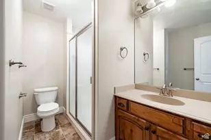 947 E Grn Rd, Fruit Heights, UT 84037 - Photo 28