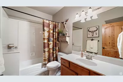 5635 W 11300 S, Payson, UT 84651 - Photo 24