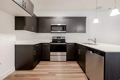 858 N Coulsen Dr #K204, Saratoga Springs, UT 84045 - Photo 12