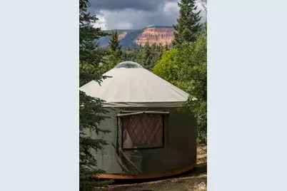 118 N Fir Cir, Duck Creek Village, UT 84762 - Photo 10