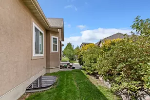 4084 W Shinnecock, Cedar Hills, UT 84062 - Photo 38