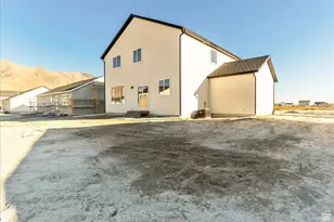 2265 E Morning Glory Way, Eagle Mountain, UT 84005 - Photo 26