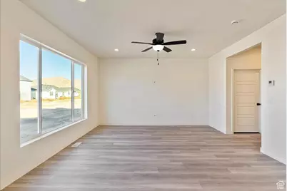 2265 E Morning Glory Way #376, Eagle Mountain, UT 84005 - Photo 6