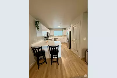1140 W 950 N #D304, Orem, UT 84057 - Photo 4