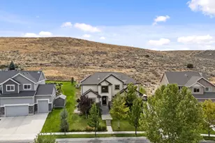 1982 E Pine Cone Rd, Eagle Mountain, UT 84005 - Photo 2