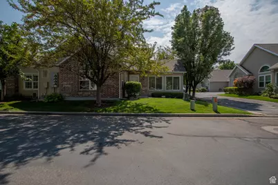 2097 W Jordan Villa Dr, West Jordan, UT 84088 - Photo 6