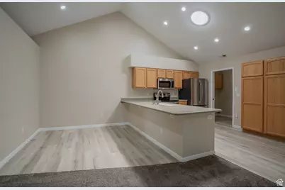 2097 W Jordan Villa Dr, West Jordan, UT 84088 - Photo 10