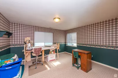 56 E 2050 N, Centerville, UT 84014 - Photo 32