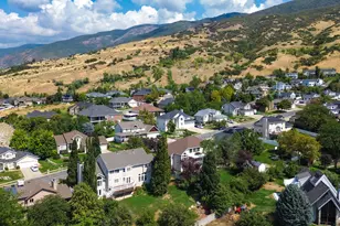 56 E 2050 N, Centerville, UT 84014 - Photo 48