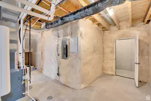 12731 S Glacier Trail Ln, Herriman, UT 84096 - Photo 32