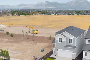 12731 S Glacier Trail Ln, Herriman, UT 84096 - Photo 4