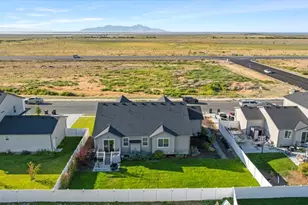885 W Montauk Ln, Stansbury Park, UT 84074 - Photo 32