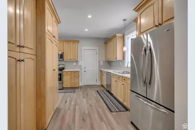 217 E 1300 S, Salt Lake City, UT 84115 - Photo 10