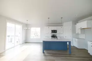 916 N Banner Dr, Saratoga Springs, UT 84045 - Photo 2