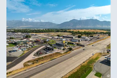 2087 S 1100 W, West Haven, UT 84401 - Photo 12