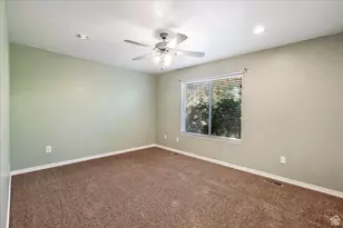 1692 S Willow Creek Cir W, Farmington, UT 84025 - Photo 16