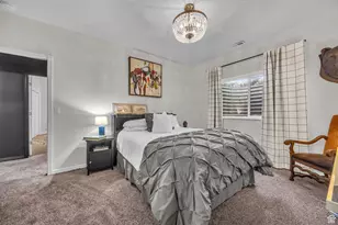 557 E Warm Springs Dr, Kaysville, UT 84037 - Photo 30