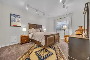 557 E Warm Springs Dr, Kaysville, UT 84037 - Photo 30