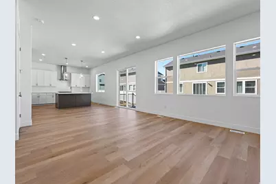 18 S Crimson Way #304, Mapleton, UT 84664 - Photo 6