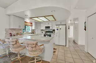 1121 N 900 W, Clinton, UT 84015 - Photo 4