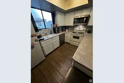 8722 S Oakwood Park Cir Cir S #8722, Sandy, UT 84094 - Photo 4