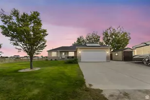 415 S Worthington St, Grantsville, UT 84029 - Photo 2