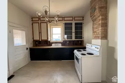 1555 N 1200 W, Farr West, UT 84404 - Photo 12