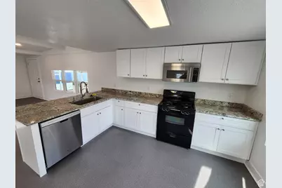 4232 W 3475 S #211, West Valley, UT 84120 - Photo 2