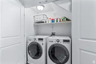 1718 W Thira Ln, South Jordan, UT 84095 - Photo 8