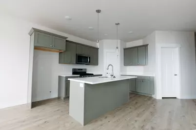 862 N Pugh Ln #922, Saratoga Springs, UT 84045 - Photo 4