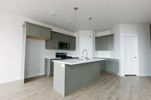 862 N Pugh Ln, Saratoga Springs, UT 84045 - Photo 4