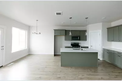 862 N Pugh Ln #922, Saratoga Springs, UT 84045 - Photo 2