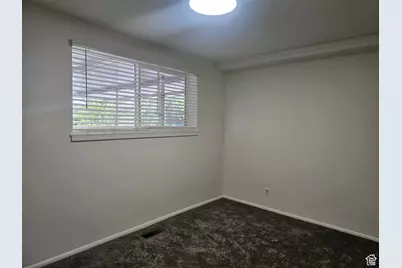 137 W 250 N, Clearfield, UT 84015 - Photo 10