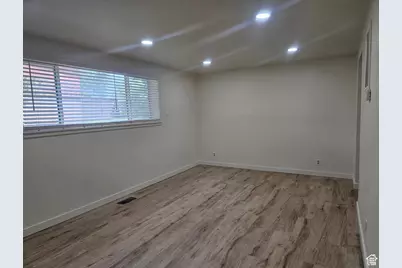 137 W 250 N, Clearfield, UT 84015 - Photo 6