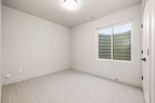 208 E 400 S, Mapleton, UT 84664 - Photo 32