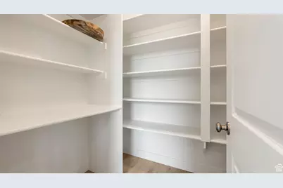 21 S Crimson Way #310, Mapleton, UT 84664 - Photo 6