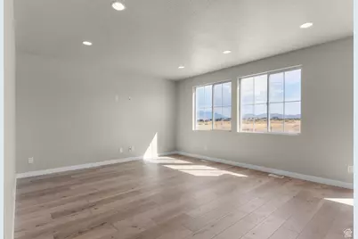 541 W Coyote Ridge Rd, Grantsville, UT 84029 - Photo 4