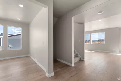 541 W Coyote Ridge Rd, Grantsville, UT 84029 - Photo 2