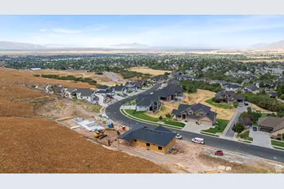 714 Oakridge Dr #608, Tooele, UT 84074 - Photo 4