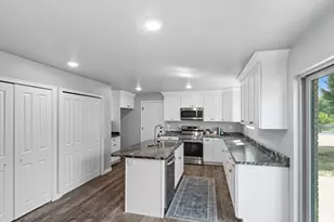 886 S 1240 E, Spanish Fork, UT 84660 - Photo 12