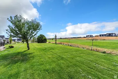 151 E Cameron Dr, Saratoga Springs, UT 84045 - Photo 42