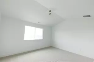 874 N Pugh Ln, Saratoga Springs, UT 84045 - Photo 10